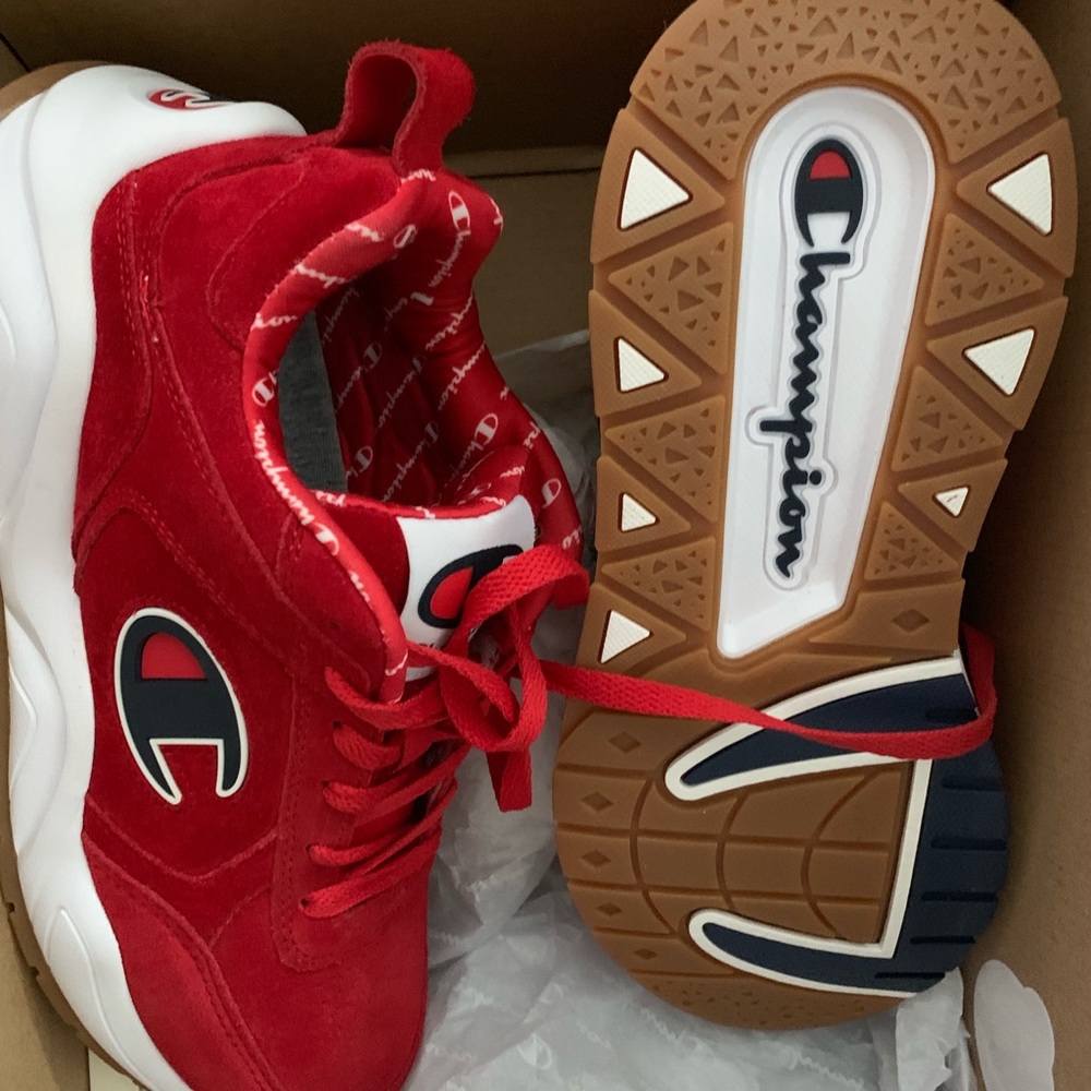 SOLD 🛑 Champion sneakers